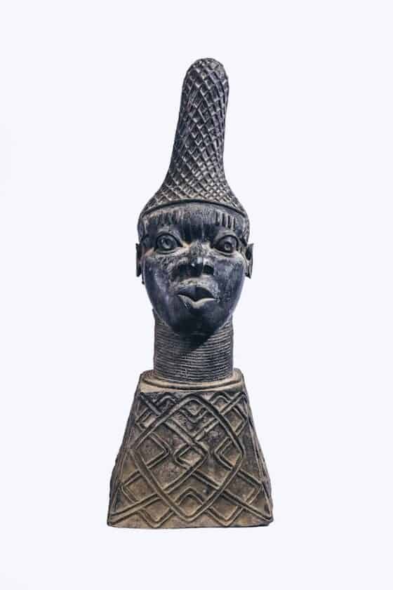 Long Cap Face Sculpture - Image 1