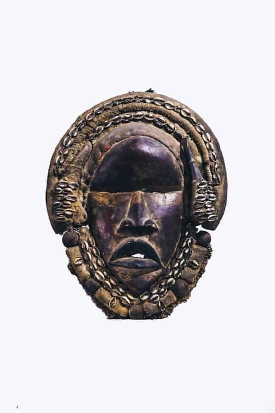78874E7C-D785-4AD6-986C-95B0C75EFDE1 (1) Wide Face Sculpture - Image 1